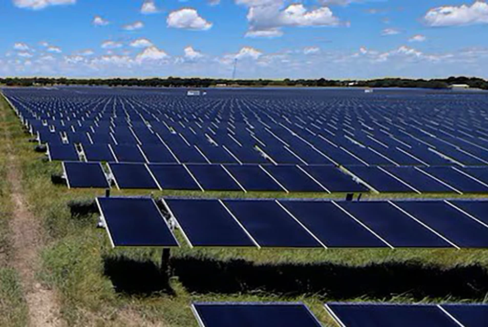 Mockingbird Solar Center solar array