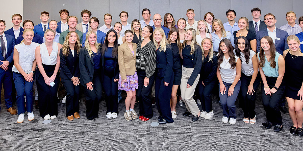 TCU Gives Day sales students